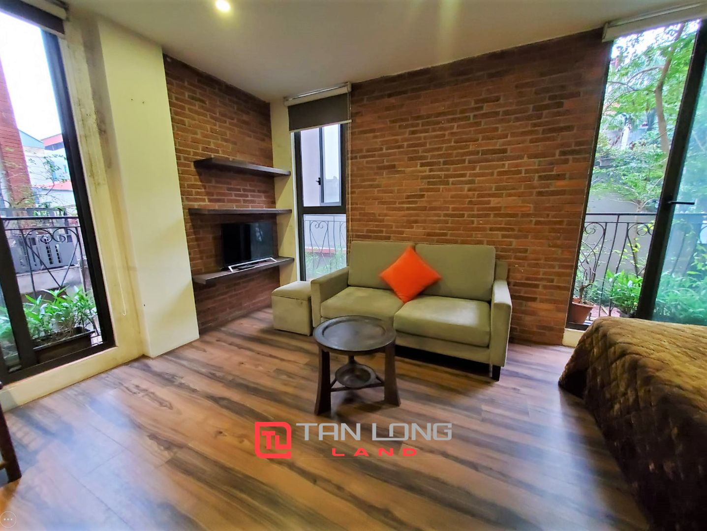 Cho thuê căn hộ studio giá chỉ từ 6,5 - 7 triệu/tháng tại phố Đặng Thai Mai, Tây Hồ, Hà Nội